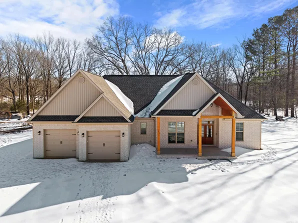 415 Old Country Ln, Cabot, AR 72023