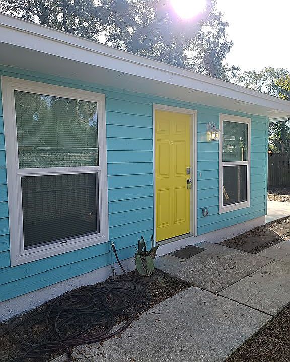 Unit B Entry (Yellow Door)