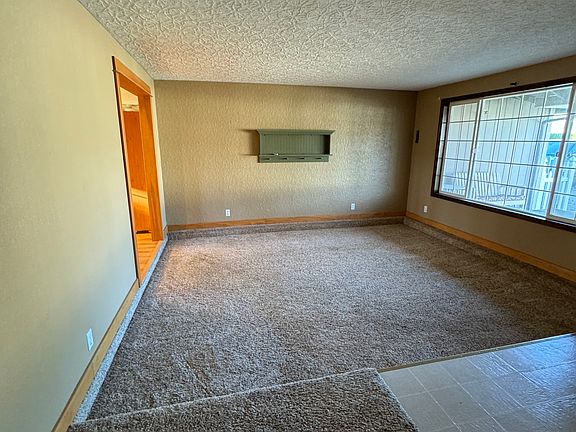 3rd image of 1203 NW 94th St