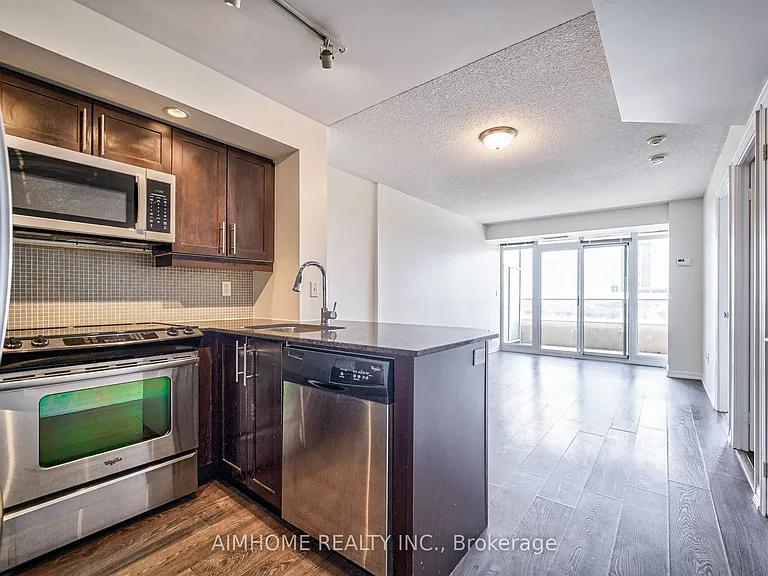 65 Liberty St #504 — Photo 6