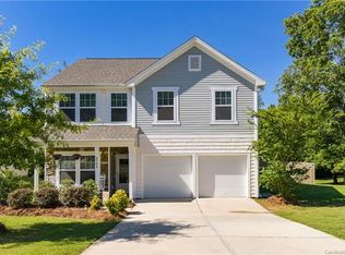 2300 Lake Vista Dr, Mount Holly, NC 28120