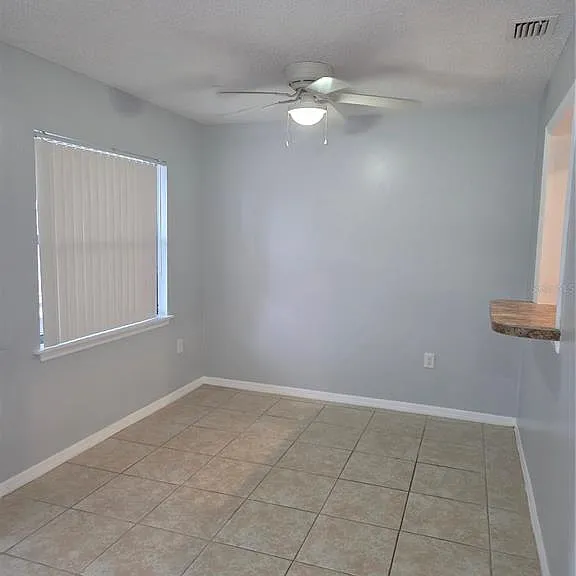 743 E Alfred St — Photo 12