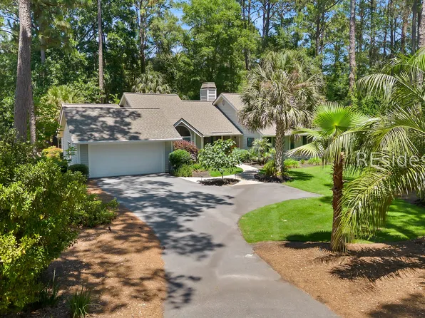 8 Hickory Knoll Pl, Hilton Head Island, SC 29926