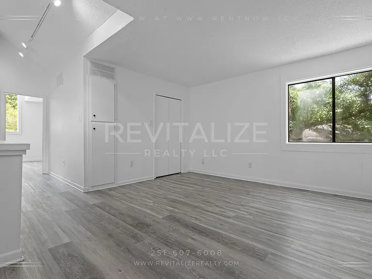 2739 Knollwood Dr — Photo 18