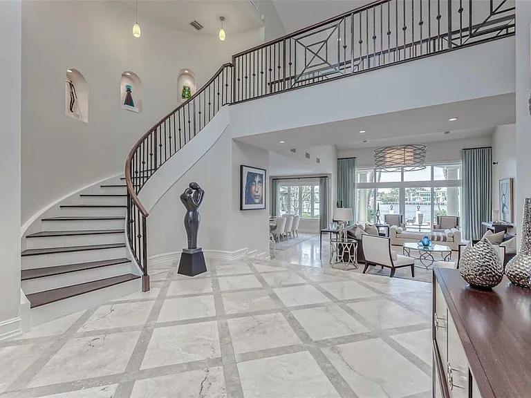1313 E Lake Dr — Photo 18