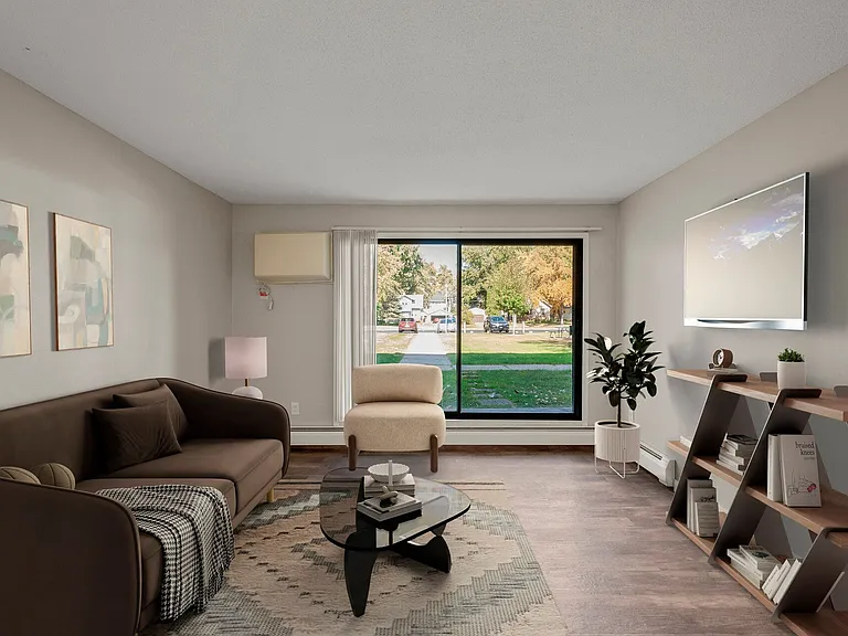 Eastgate Apartments — Photo 19