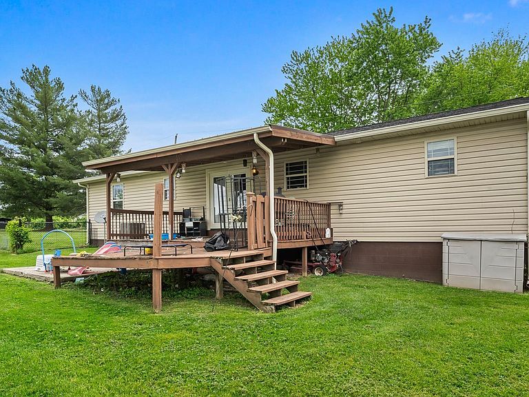 Listing photo 5