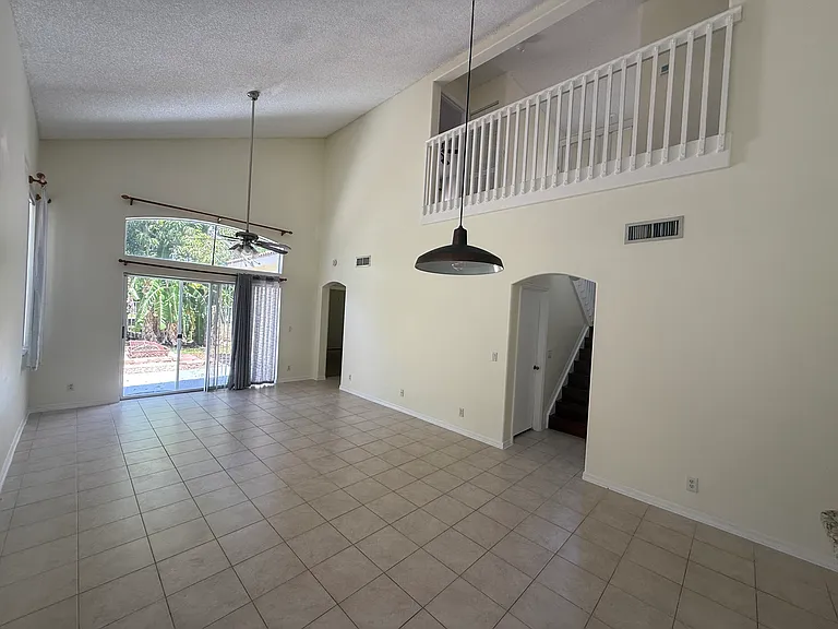 6711 Green Island Cir — Photo 5