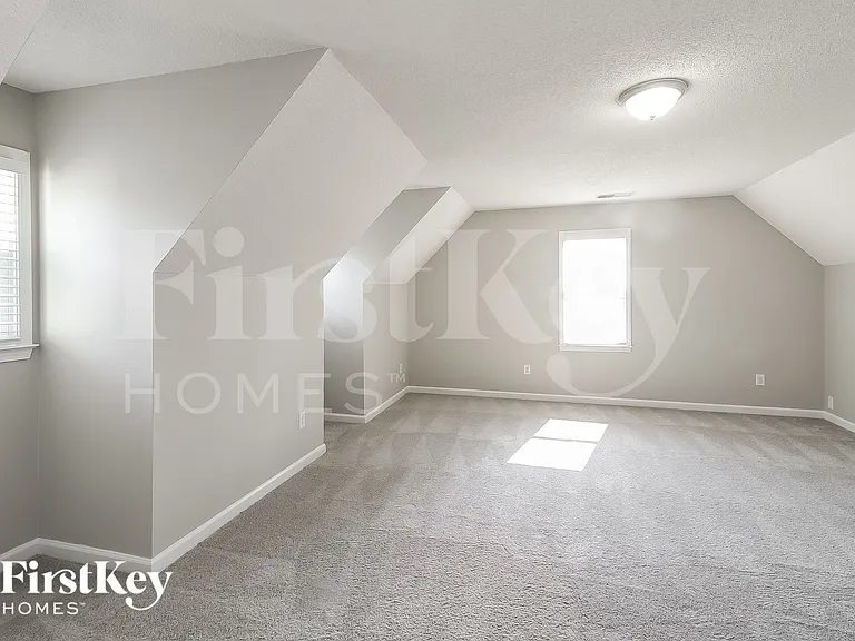 20 Abbey Ln — Photo 15