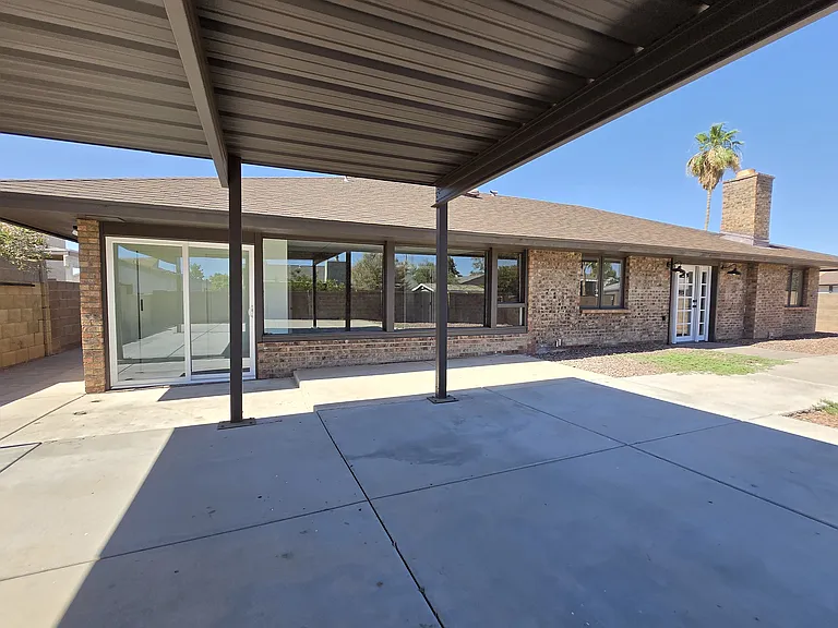 1731 E Redfield Rd — Photo 11