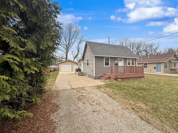 414 SW Des Moines St, Ankeny, IA 50023