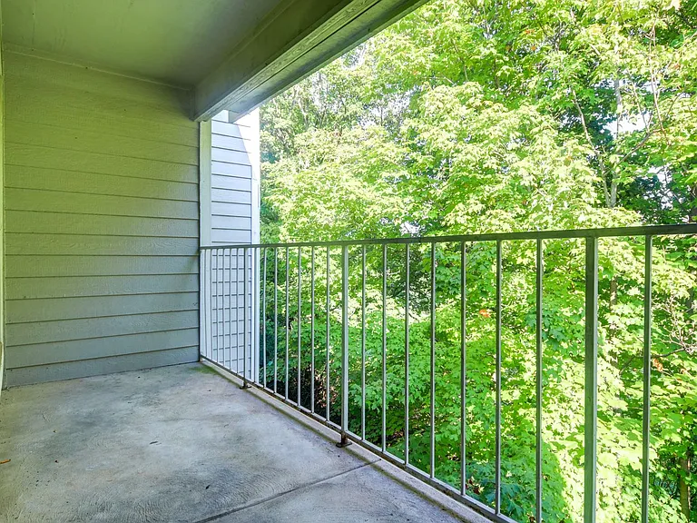 2 Goose Creek Dr — Photo 7