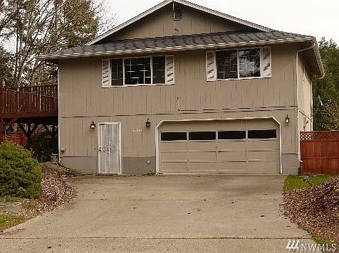 1st image of 17514 Clear Lake Blvd SE