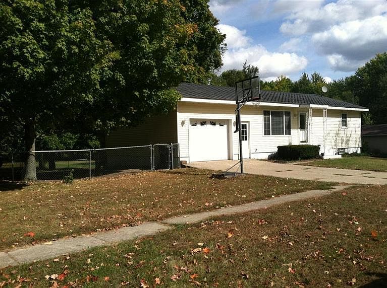 1st image of 409 Williams St