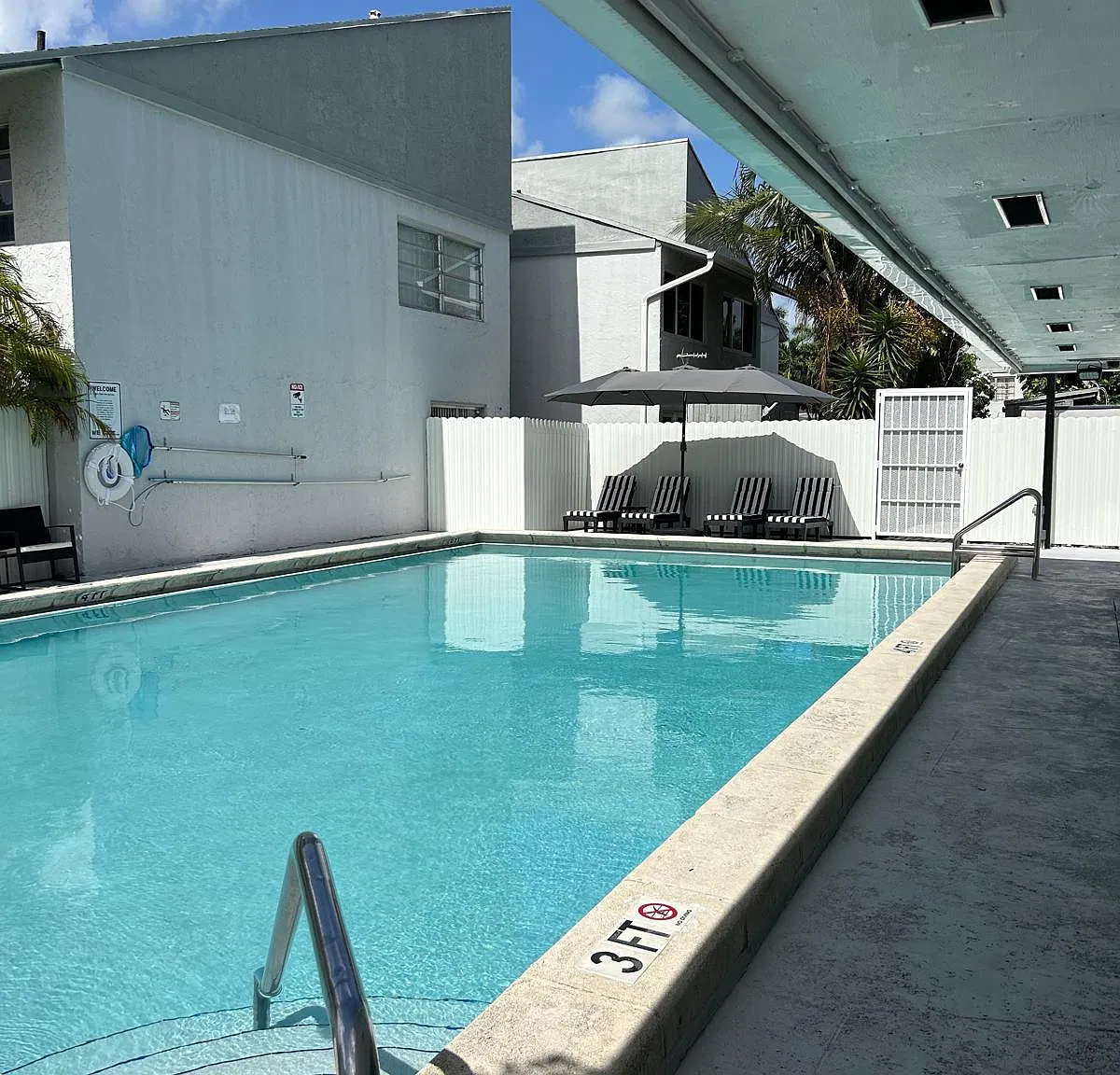 3 bed, 1130 sqft, $2,500 — Photo 3