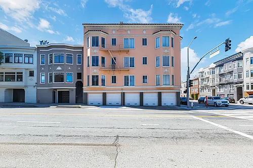 3150 Franklin Photo 1
