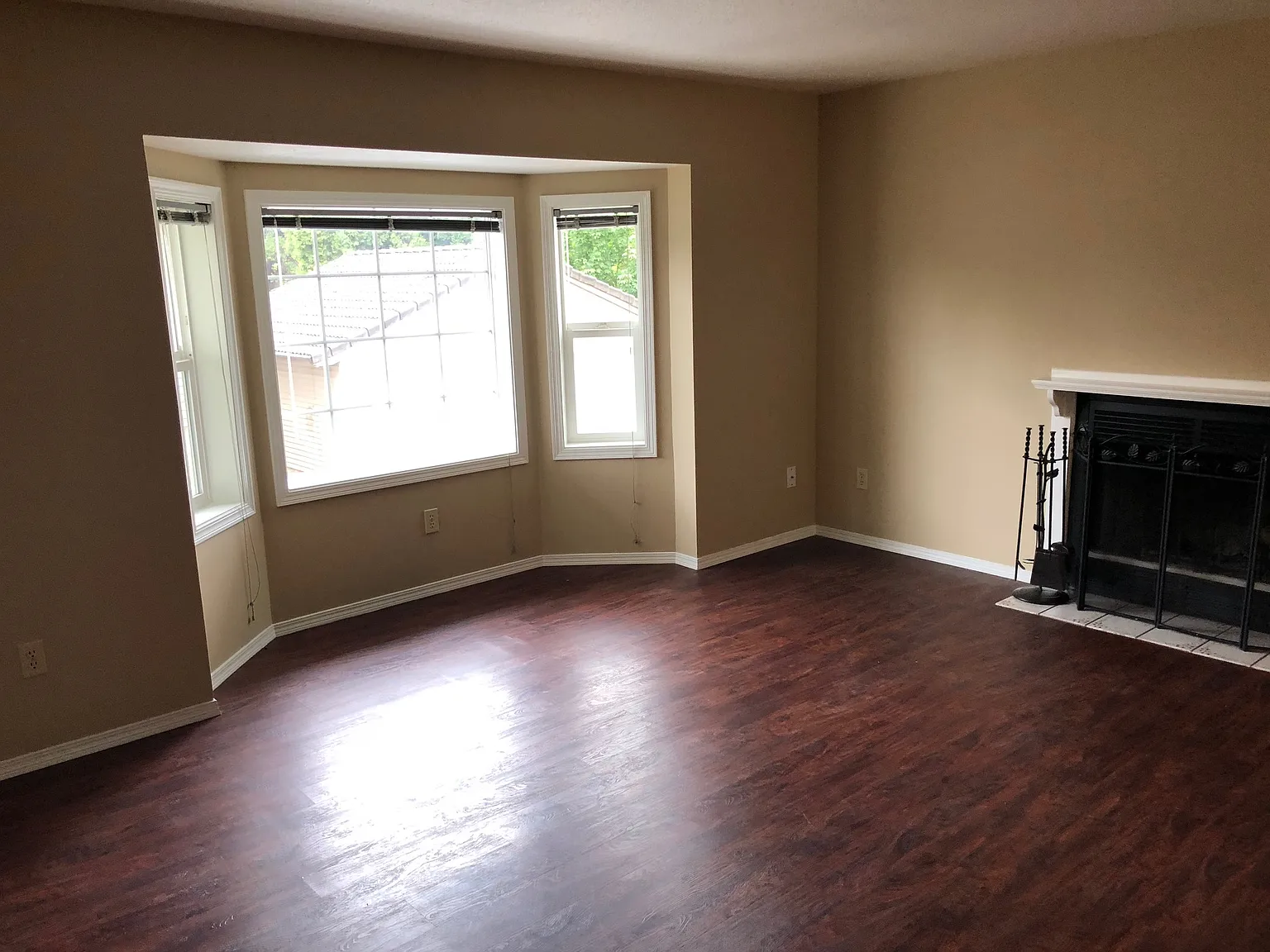 2 bed, 1350 sqft, $1,900 — Photo 3
