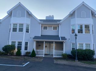20 Woodhill Rd #20, Milford, CT 06461