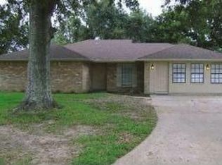 8670 Kimberly Dr, Beaumont, TX 77707