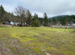 185 Browntown Rd, Cave Junction, OR 97523