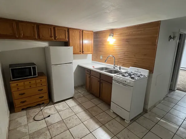 3276 S Chase Ave #B, Milwaukee, WI 53207