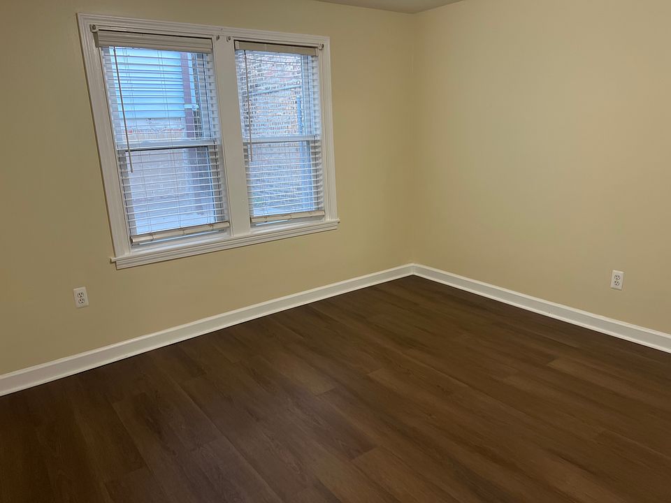 Spacious living, dining, and/or office area