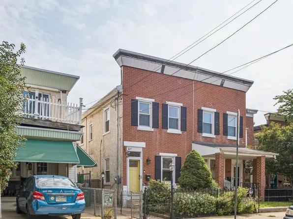 1329 Marlborough St, Philadelphia, PA 19125