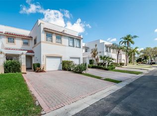 10981 NW 62nd Ter, Doral, FL 33178