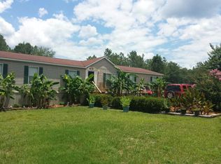 1365 Fannie Head Rd, Jesup, GA 31545