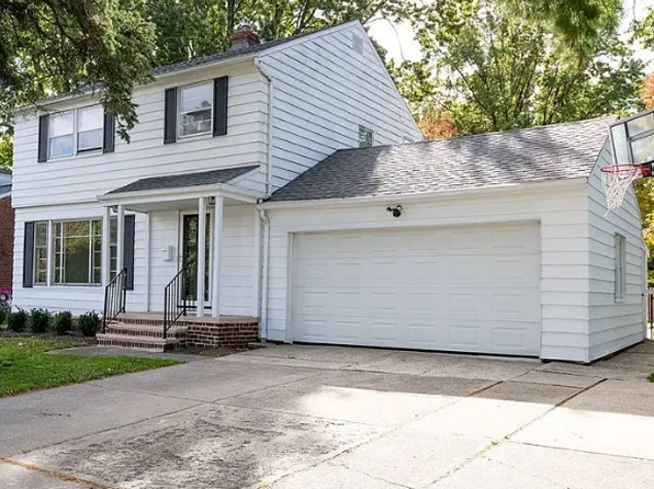 23500 Cedar Rd, Beachwood, OH 44122