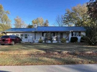 712 E Parks St, Prairie Grove, AR 72753
