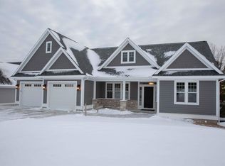 114 Vineyard Ridge Dr, Traverse City, MI 49686