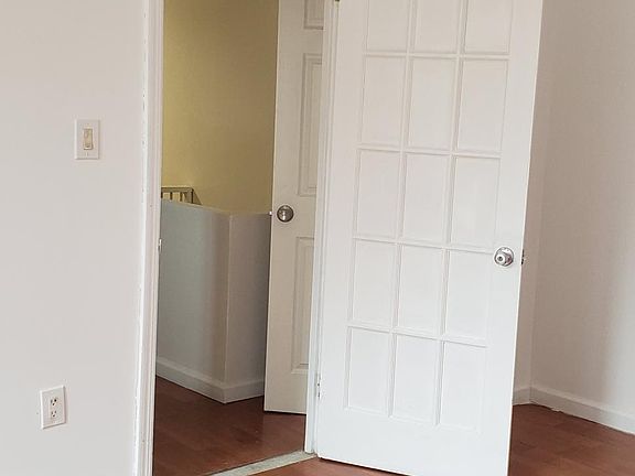 2nd image of 1936 Bath Ave Floor 1