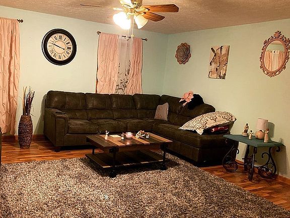 5th image of 101 Heartland Cir