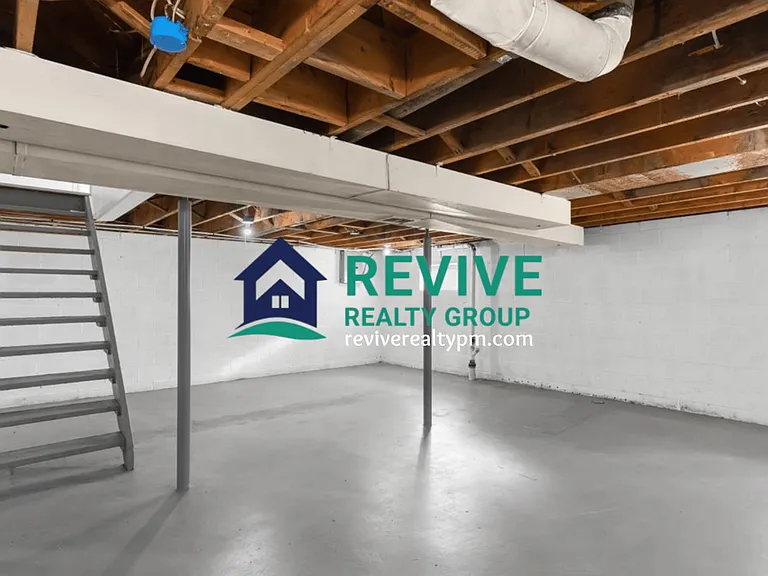 21374 Ithaca Ave — Photo 15