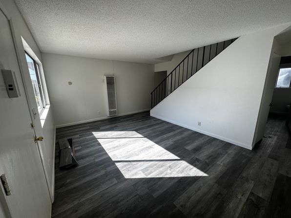 320-320 S Steckel Dr #320B