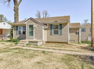 35 Oak St, Farmington, MO 63640