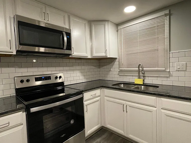 108 Clinton St #2 — Photo 6