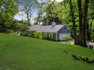 14 Gordon Rd, Essex Fells, NJ 07021