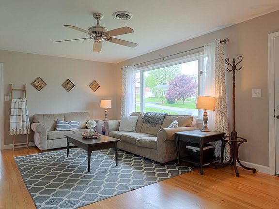 4th image of 137 Ellett Dr SE