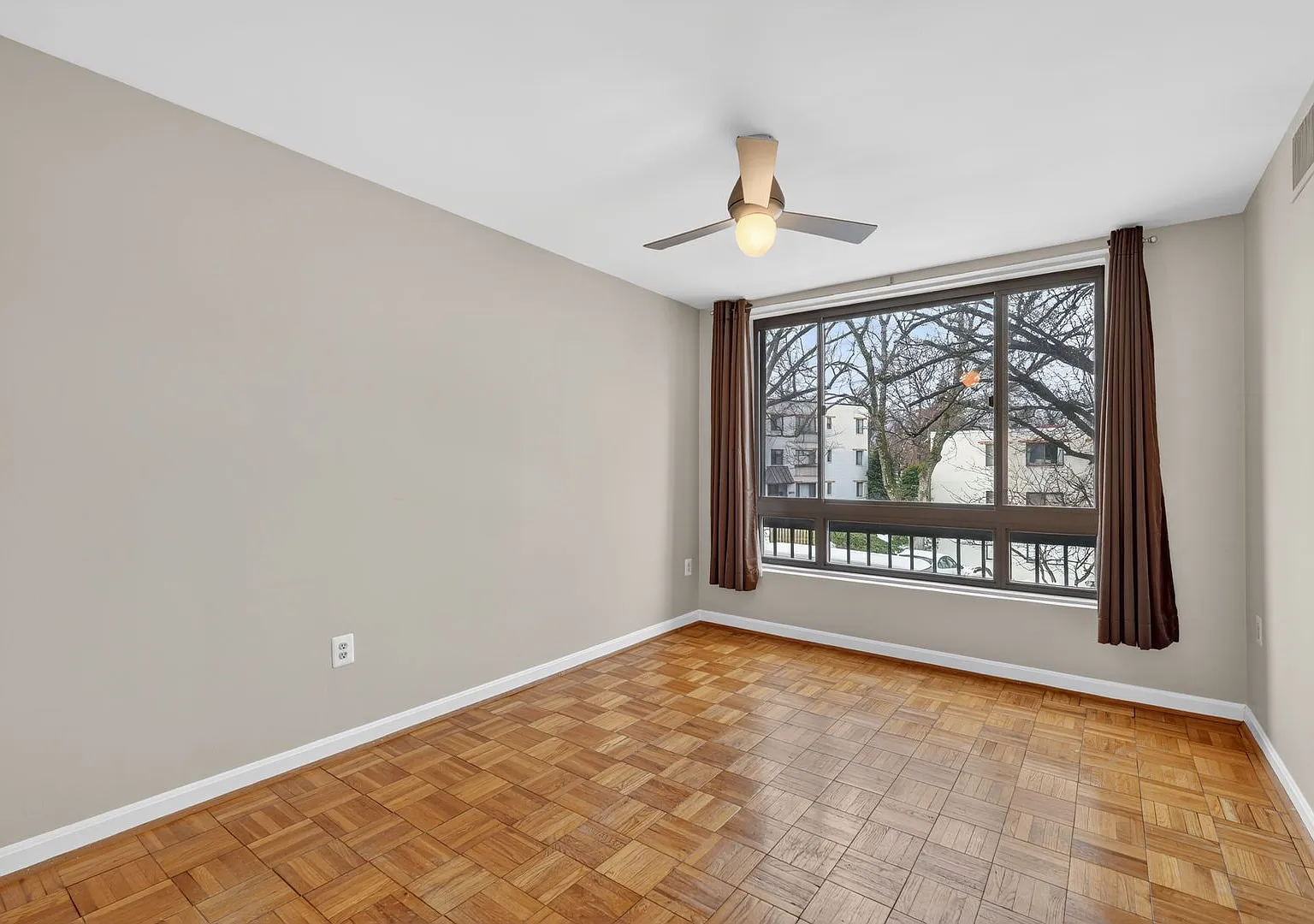 Professionally Managed, 2 Bedroom Corner Unit // Glover Park // Parking Included — Photo 3