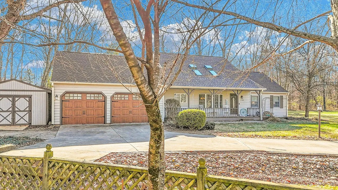 4 bed, 2479 sqft, $2,775 — Photo 4