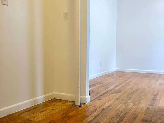 4th image of 316 E 93rd St APT 27