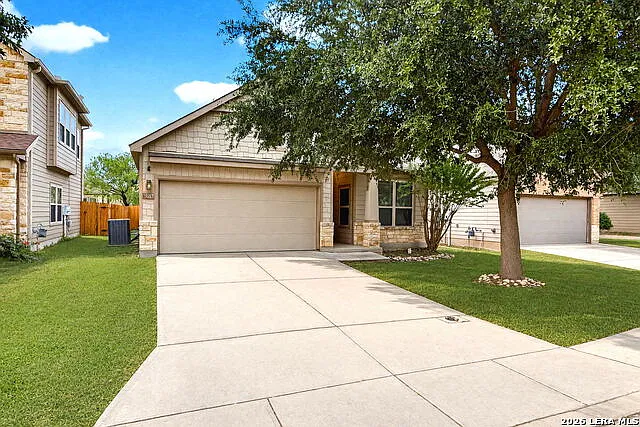 3 bed, 2.0 bath, 1721 sqft, $1,750 — Photo 2