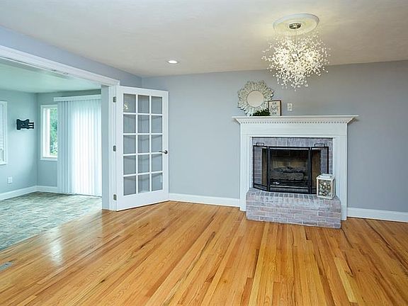 4th image of 3314 Hermar Ct