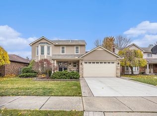 47363 Meadowbrook Dr, Macomb, MI 48044