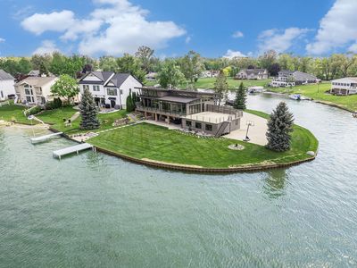 126 Robindale Ct, Brooklyn, MI, 49230