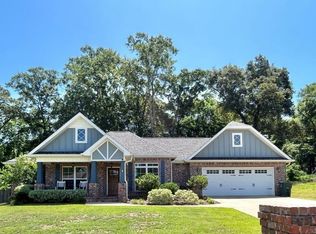 214 Clearview Dr, Enterprise, AL 36330