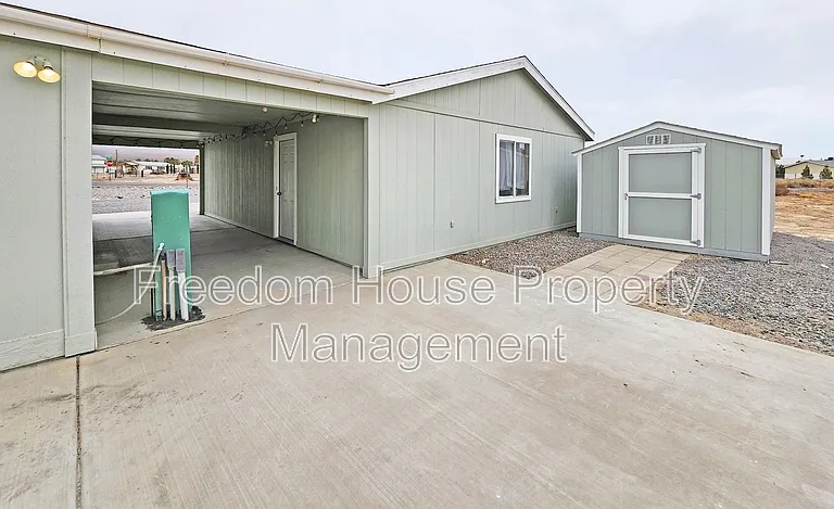5220 Jerry Ave — Photo 29