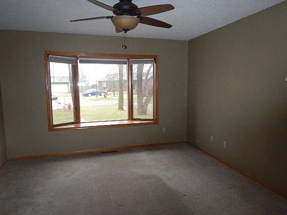 2nd image of 2935 Highview Knl
